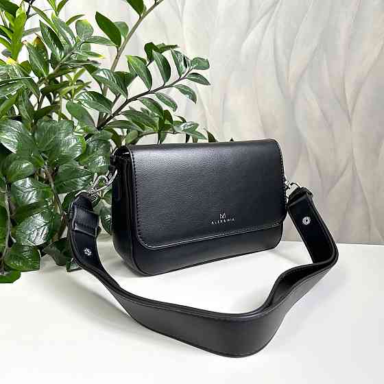 Брендовая женская сумка. Женская сумка маленькая через плечо. Киев