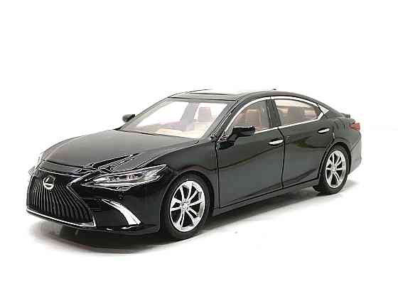 Машина Автосвіт Lexus ES інерційна відкриваються двері капот багажник 21см Чорний (AP-2030) Чернігів