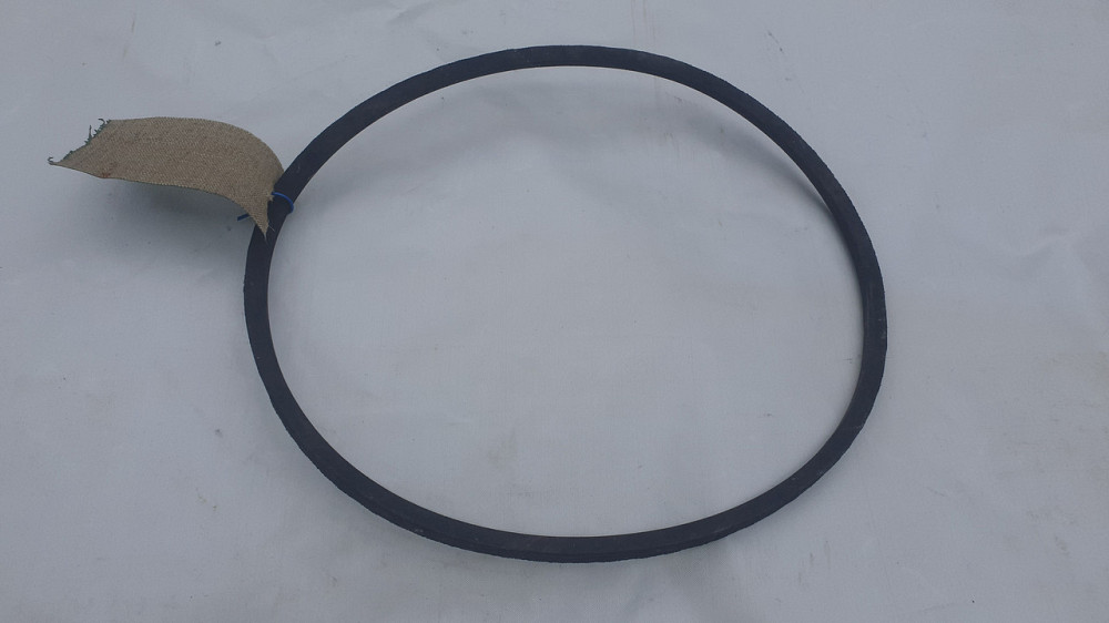 Ремінь гладкий клиновий 11х10-1015. СССР. Харків - фото 1