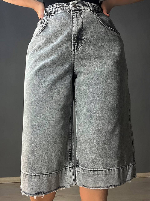 Шорти жіночі джинсові Sherocco 393 бермуди довгі з манжетами талія на резинці сірі, сірий, 26, 26, 76 см, 107 см Київ - фото 1