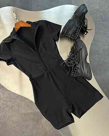 Жіночий зручний та стильний комбінезон з еластичної тканини мікродайвінг Одеса