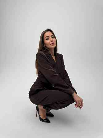 Женский базовый брючный костюм: укороченный пиджак и брюки креп-костюмка + подкладка Шоколадный, 46/48 Одесса