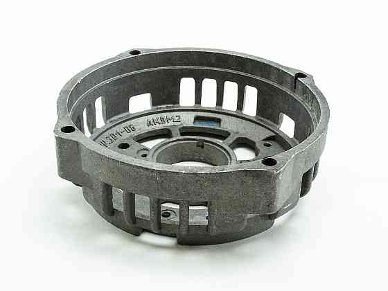 Кришка 1118 задня алюмінієва До генератора Мукачево