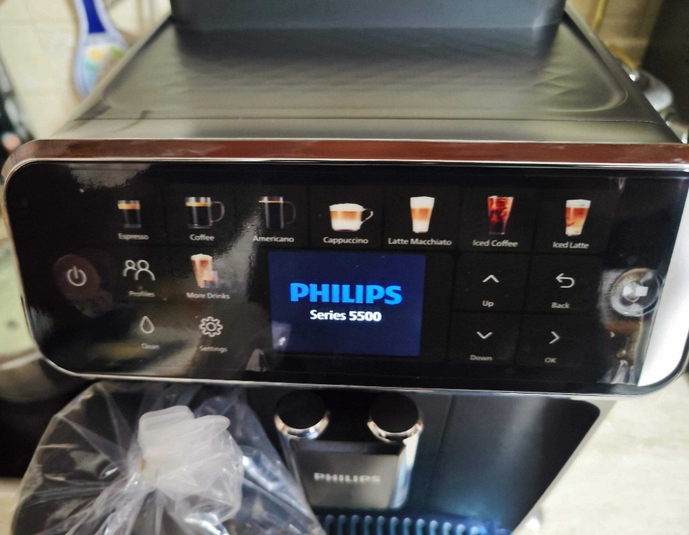 Кавомашина кофемашина Philips Series 5500 Lattego. Харків - фото 2
