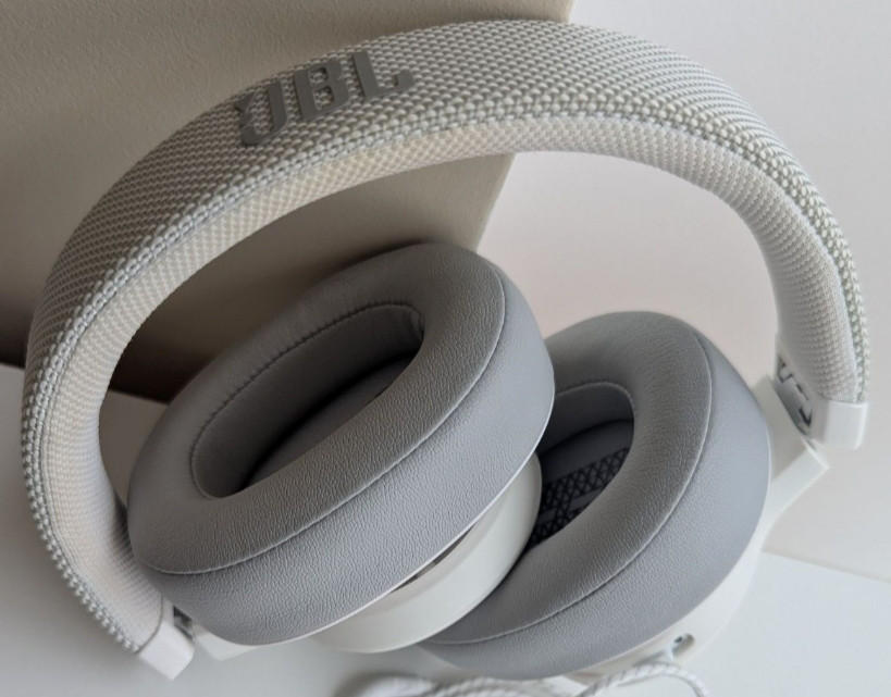 Наушники накладні JBL LIVE 500BT White (JBLLIVE500BTWHT) Киев - изображение 7