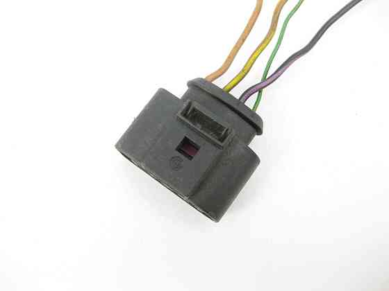 VAG  1J0973724 Електричний роз'єм 4-PIN з проводами VAG Одеса
