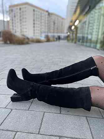 Nivelle Чоботи жіночі NIVELLE чорні замша натуральна высота 42см обхват голени 39-40см каблук 1 Коломыя