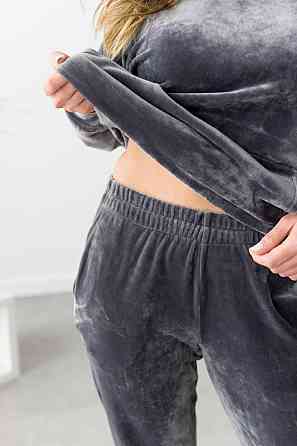 Жіночий велюровий костюм із капюшоном Графітовий XS Харків