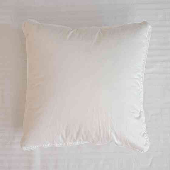 Подушка пухова YouStar 50% пух 50% перо Тік - пружна 50x50 см (Білий) Суми