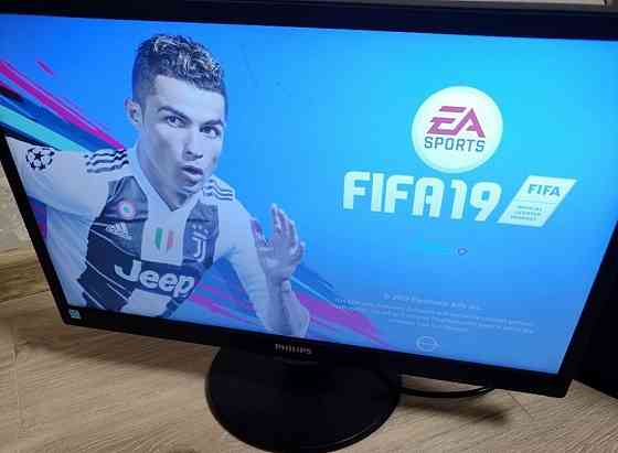 Приставка SONY PlayStation 4 Fat 2 джойстика. Київ