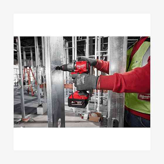 Дрель-шуруповёрт аккумуляторная бесщёточная ударная MILWAUKEE M18 FPD3MC-402X (158 Нм Одесса