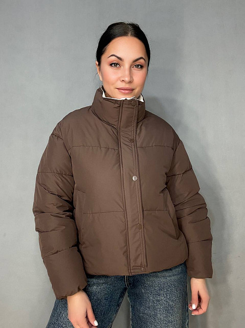 Куртка женская Runfesine 88216 короткая с молочным воротником-стойкой коричневая, коричневый, M Киев - изображение 3