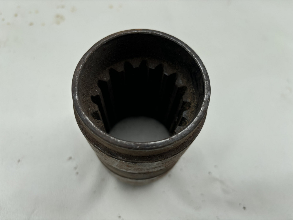 Втулка соединительная соломонабивателя Нива. 44-60130А. Харьков - изображение 2