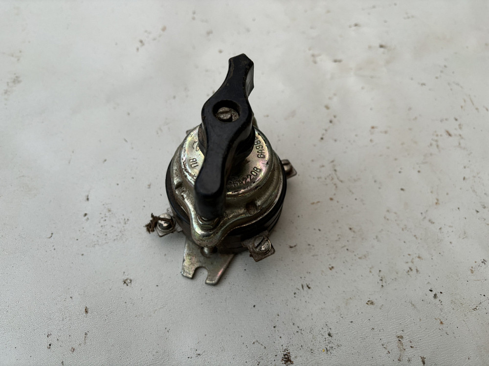 Переключатель ПВ2-25У3. 25А-220В/16А-380В. Харьков - изображение 1