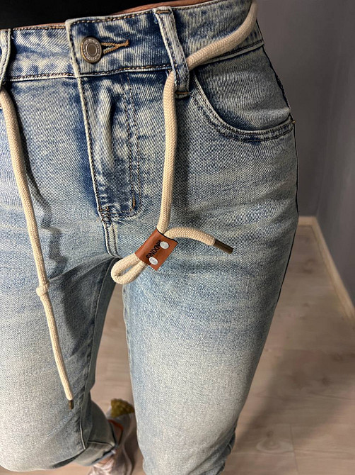 Джинсы женские Dicesil 9157 Mom jeans comfort высокая талия стрейчевые ремень веревка светло голубые, светло-голубой, 29, 29, 80 см, 107 см Киев - изображение 7