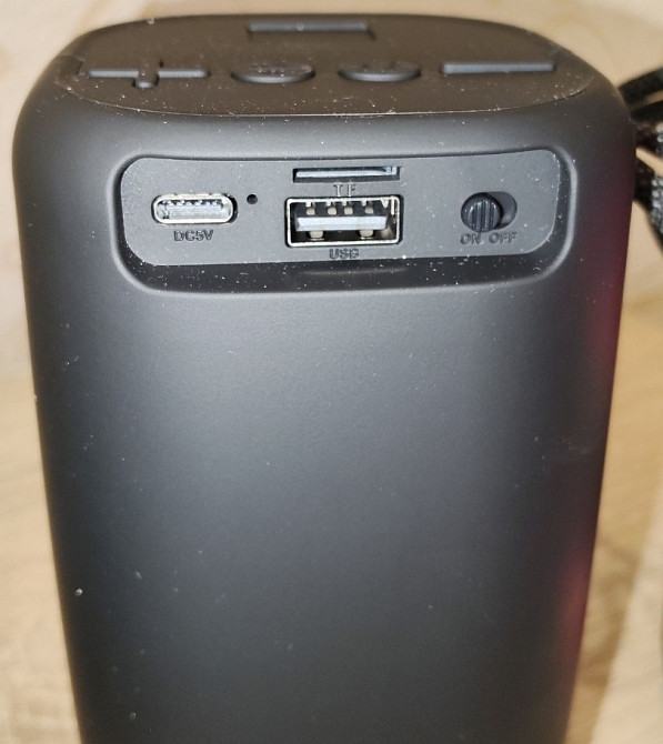 Мощная блютуз колонка с подсветкой и FM радио. Харків - фото 5