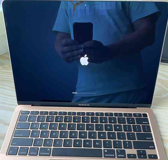 Ноутбук: MacBook Air 13 M1 8/256Gb Киев