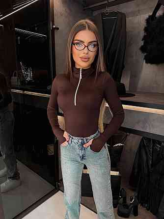 Жіночий стильний стильний боді на блискавці з розрізом під пальчик Мікродайвінг Шоколад Одеса