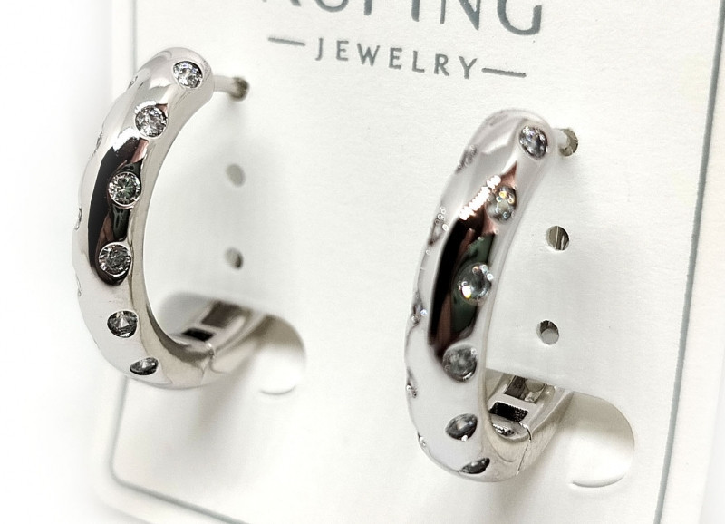 Серьги женские молодежные Киев - изображение 1