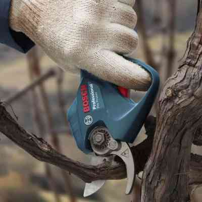 Секатор Bosch Pro Pruner, 12V, 2х3Ah (0.601.9K1.021) Вінниця