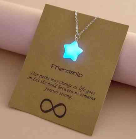 Кулон светящийся в темноте 