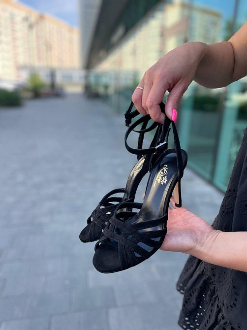 LIRIO Молодіжні босоніжки жіночі з натуральної замші на шпильці чорні класичні LIRIO L0332/9510 Коломыя - изображение 9