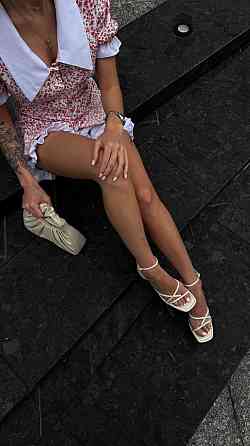 Жіноча романтична міні сукня-комбінезон з білим коміром софт Одеса