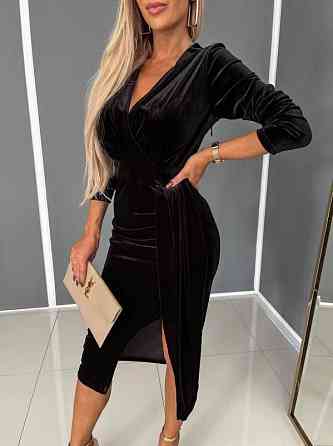 Женское элегантное праздничное миди платье из бархата Одесса