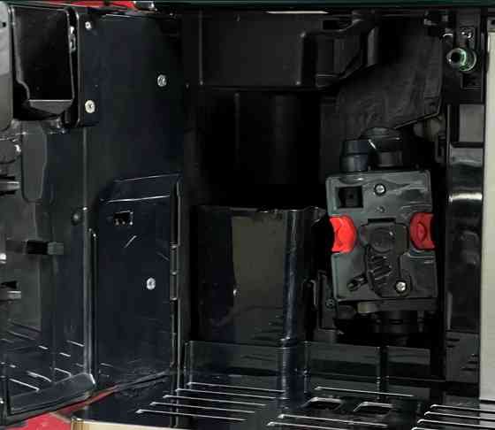 Кавомашина Delonghi PrimaDonna Exclusive Esam 6850.M Київ