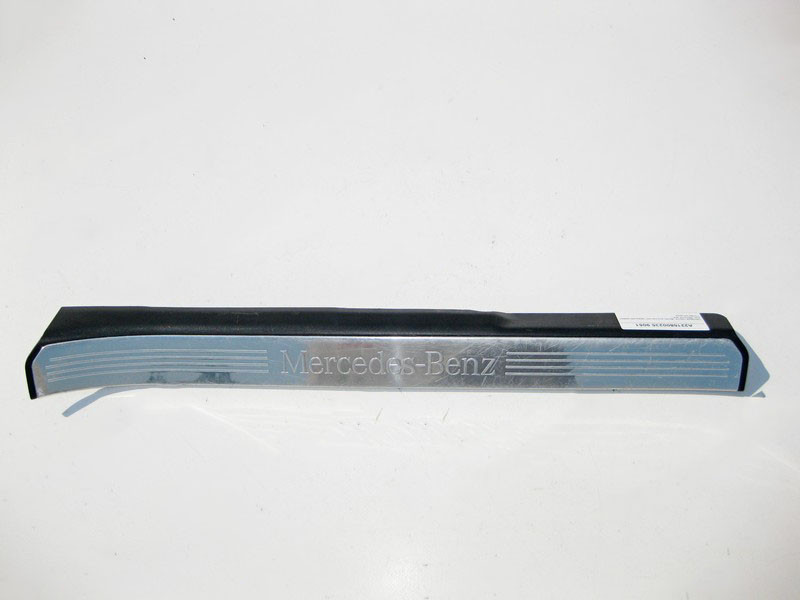 Mercedes-Benz  A2216800235 9051 Накладка порога чорна внутрішня передня права (потертий хром) S-Class W221 Одеса - фото 1