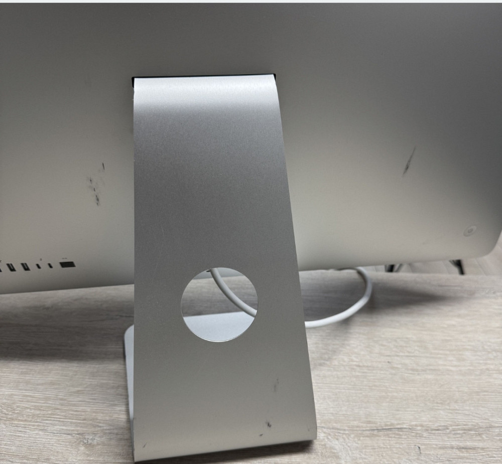 Apple iMac 27 5K 2020 i5 16GB RAM 256GB SSD AMD 4GB Киев - изображение 2