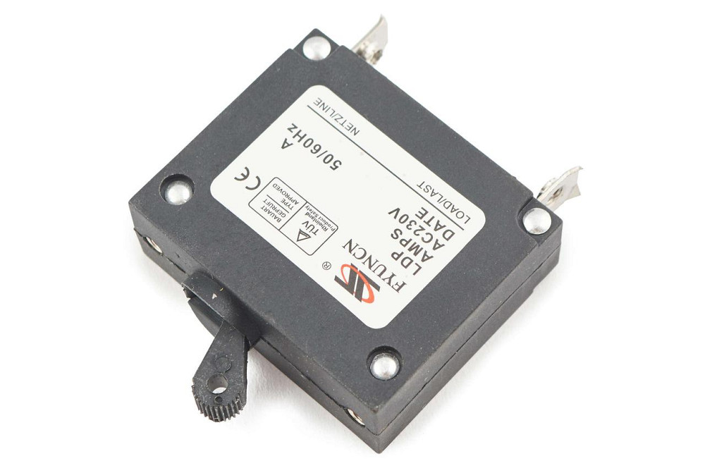 Вимикач автоматичний бензогенератора (15A, 230V) Мукачево - фото 1