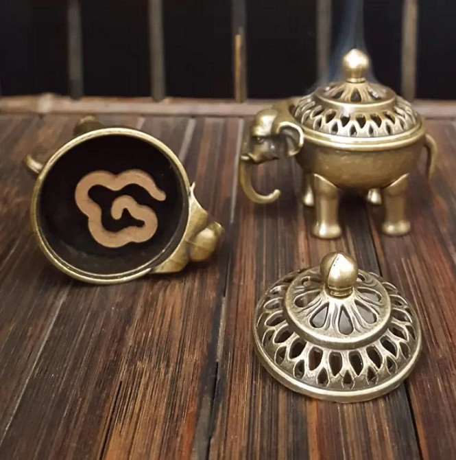 Винтажный металлический держатель для благовоний 