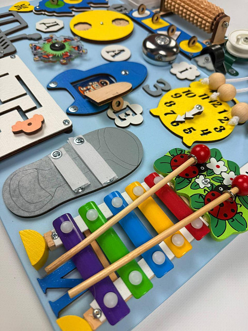 Доска для мальчика 40x50 Игрушки от 6 месяцев для развития мелкой моторики Бизиборд развивающая деревянная игрушка Монтессори Тернополь - изображение 2