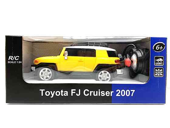 Машина TOYOTA FJ CRUISER на пульті керування Жовта (27055) Чернігів