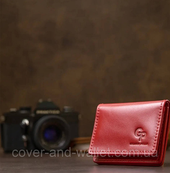 Жіноча червона обкладинка на ID паспорт та авто документи Grande Pelle Київ - фото 4