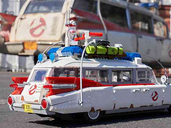 Конструктор Автомобіль ECTO-1 Мисливців за привидами, 	2352 деталей сумісний із lego-лого Київ
