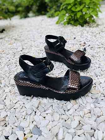 Olli Босоніжки жіночі чорні + квасоля OLLI 3-56274 літні / Шкіряні босоніжки на танкетці 37-39 Коломыя
