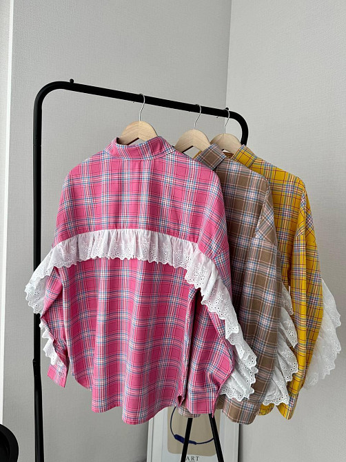 Женская стильная оверсайз рубашка в клетку с акцентными рукавами Розовый Одесса - изображение 2