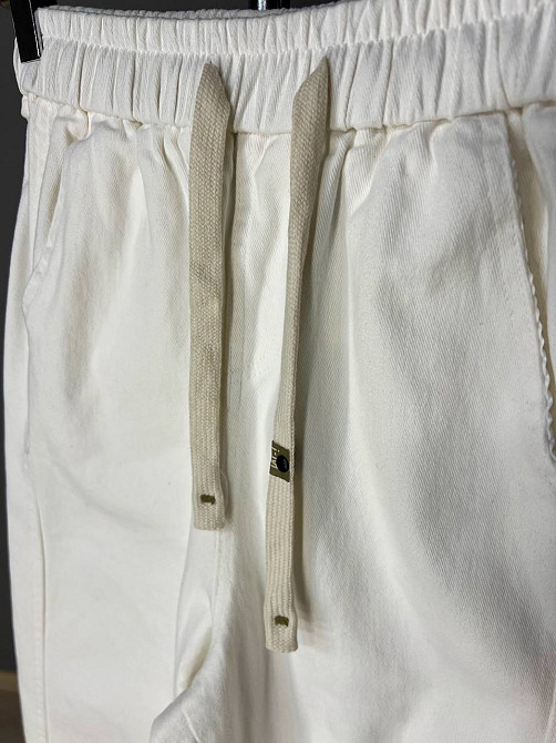 Джинси жіночі A-N 9962 MOM кюлоти укорочені резинка на таліі шнурок білі, білий, M, M, 76 см, 100 см Київ - фото 8