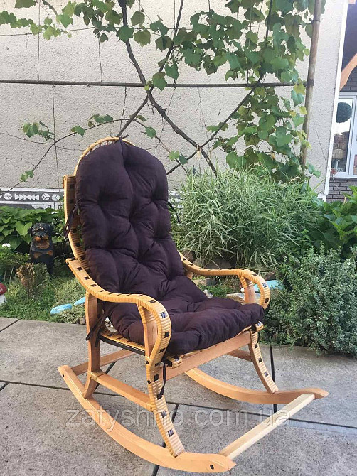 Кресло качалка с подушкой на подарок Киев - изображение 3
