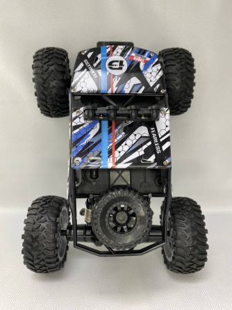 Б/у RC краулер DEERC DE45 1:14, 4WD, 2 двигателя, металлический кузов, LED-фары, 2 АКБ 1200 мА·ч Киев