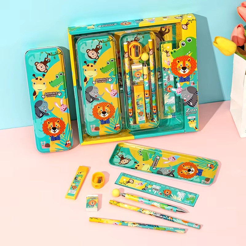 Пенал школьный 