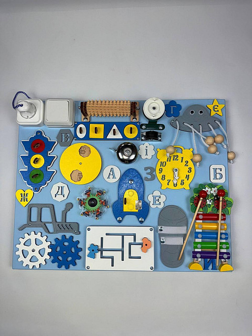 Доска для мальчика 40x50 Игрушки от 6 месяцев для развития мелкой моторики Бизиборд развивающая деревянная игрушка Монтессори Тернополь - изображение 1