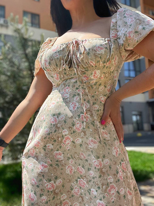 Платье женское летнее A-N 2669 цветочный принт разрез шнурок на груди длинное бежевое, бежевый, M Киев - изображение 10