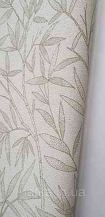 Шпалери вінілові на флізеліні метрові Rasch Novella 1,06х10 листя гілки матові зелені на білому Київ