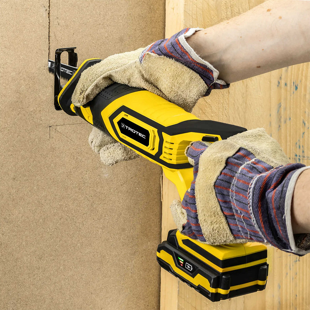 Пила сабельная аккумуляторная Trotec PRCS 10-20V + кейс (4431000110) Винница - изображение 13