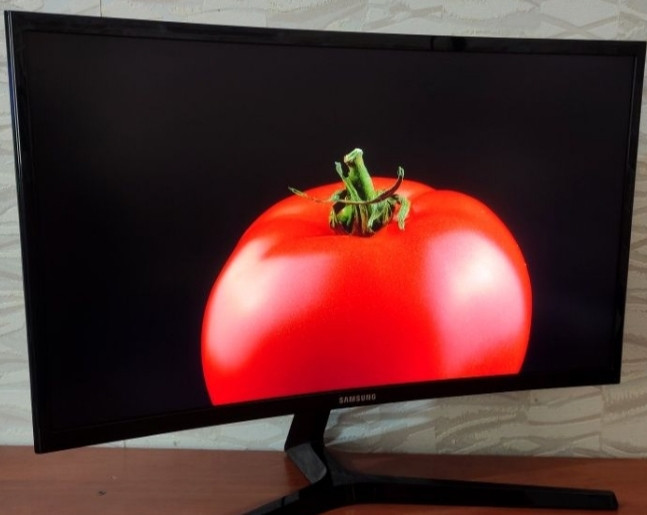 Монитор изогнутый: 144Гц. Samsung C24RG50F. Киев - изображение 8