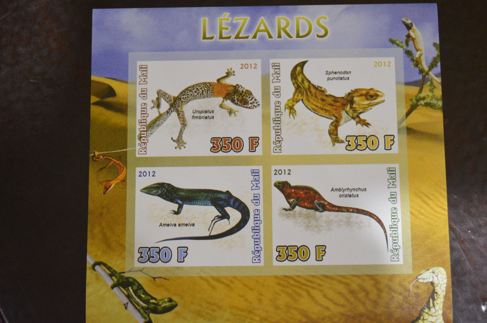 Мали. Марки. Фауна. Блок. 2012 год (В-3) Полтава - изображение 1