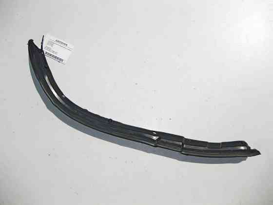 Mercedes-Benz  A2037201678 Ущільнювальна гумка передніх дверей до правого крила C-Class W203 Одеса